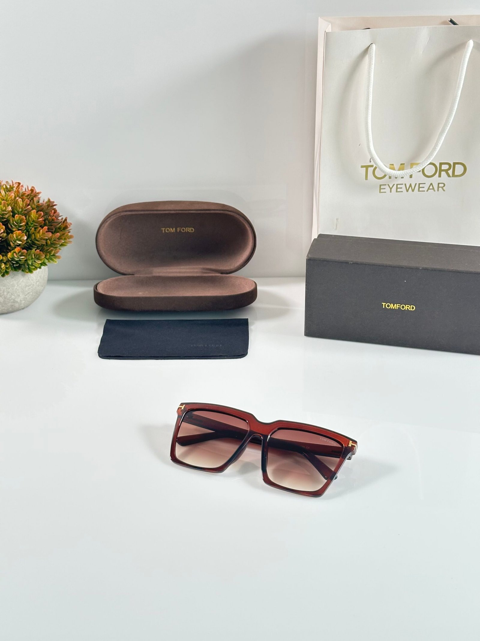 Tomford 9089 Brown - Image 4