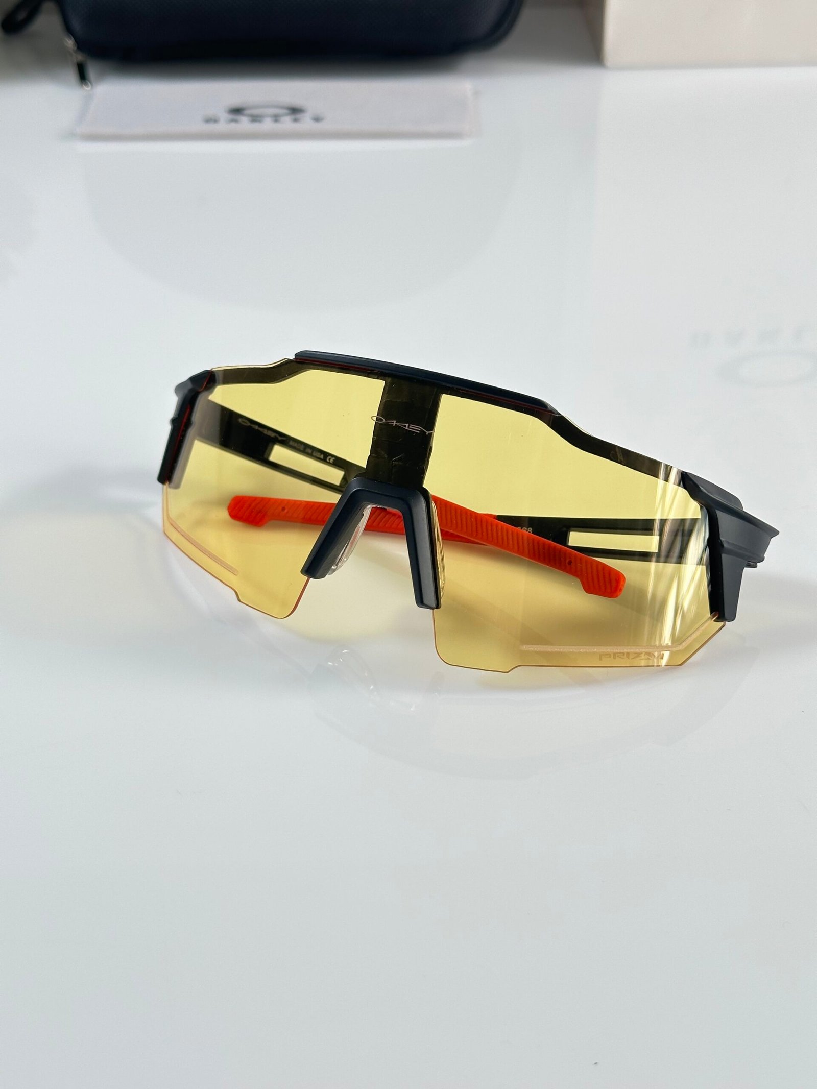 Oakley_668_Black_Yellow - Image 3