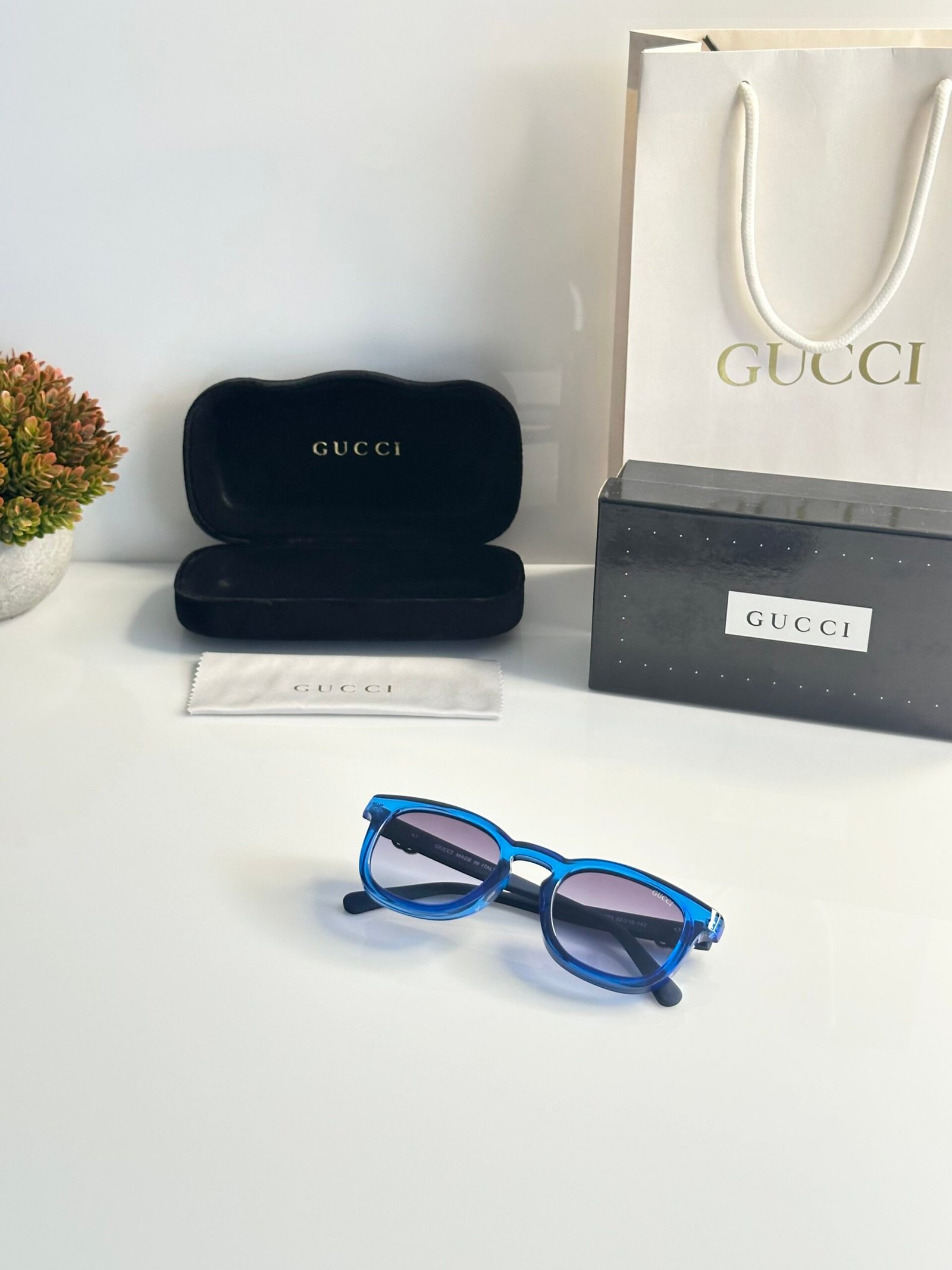 Gucci_88083_Blue - Image 4