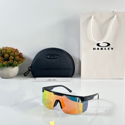 Oakley_9957_Black_Orange_Mercury