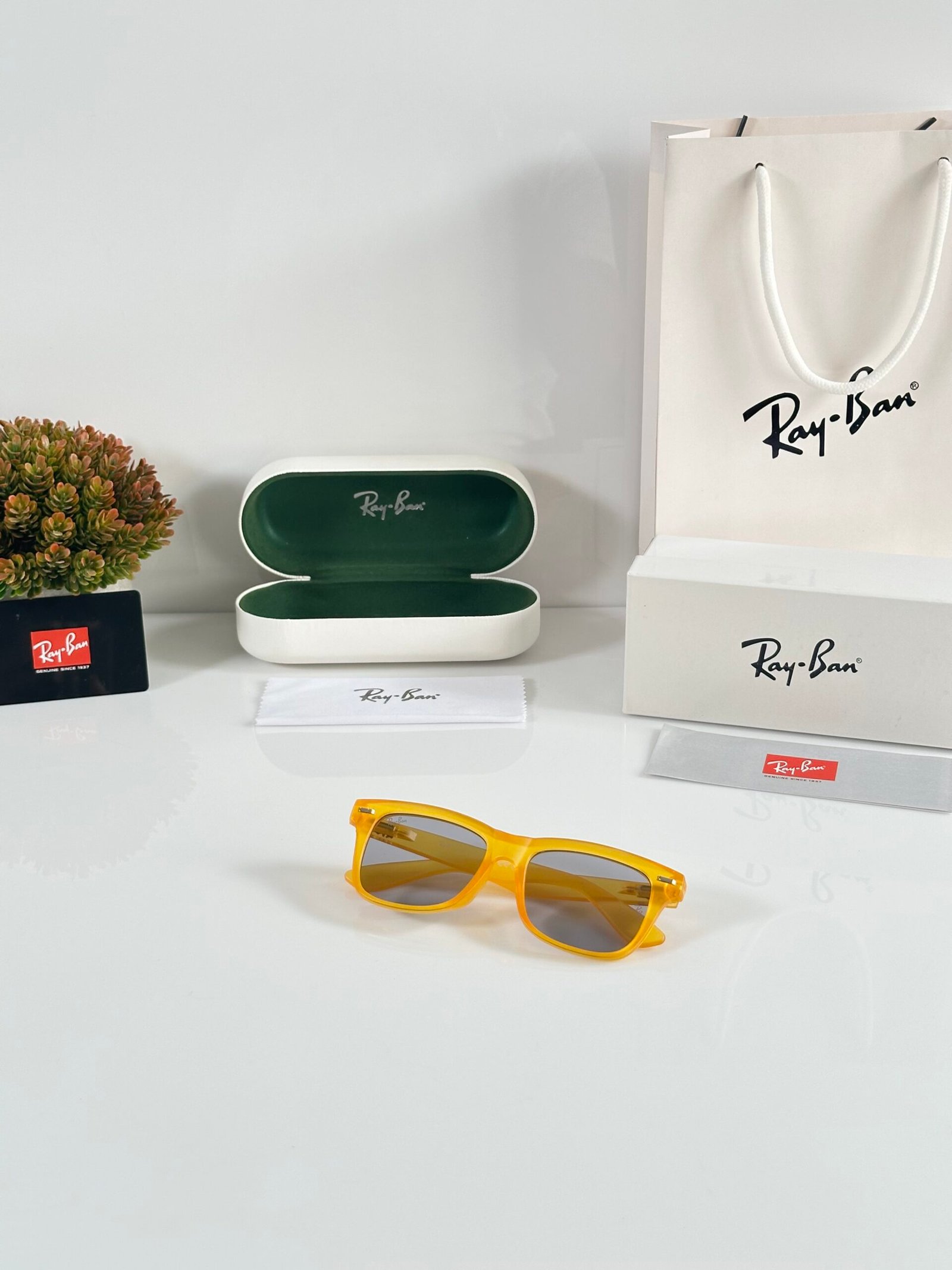 Rayban 0503 Yellow Black - Image 4
