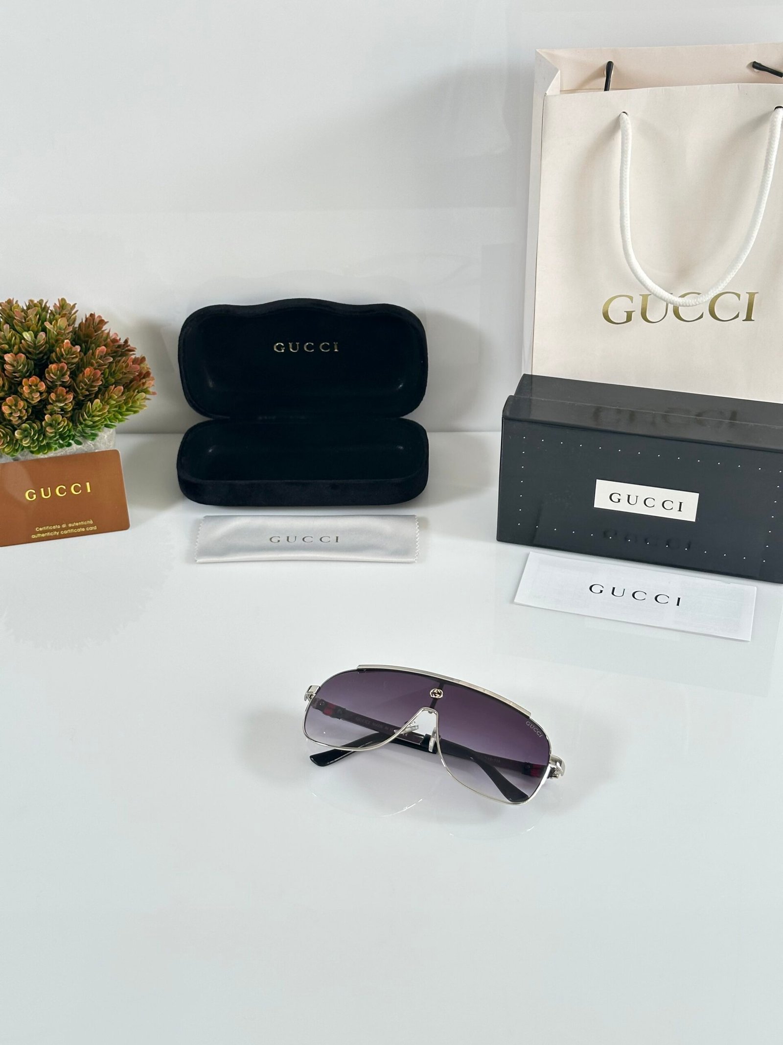 Gucci_3806_Silver_Black_DC - Image 4