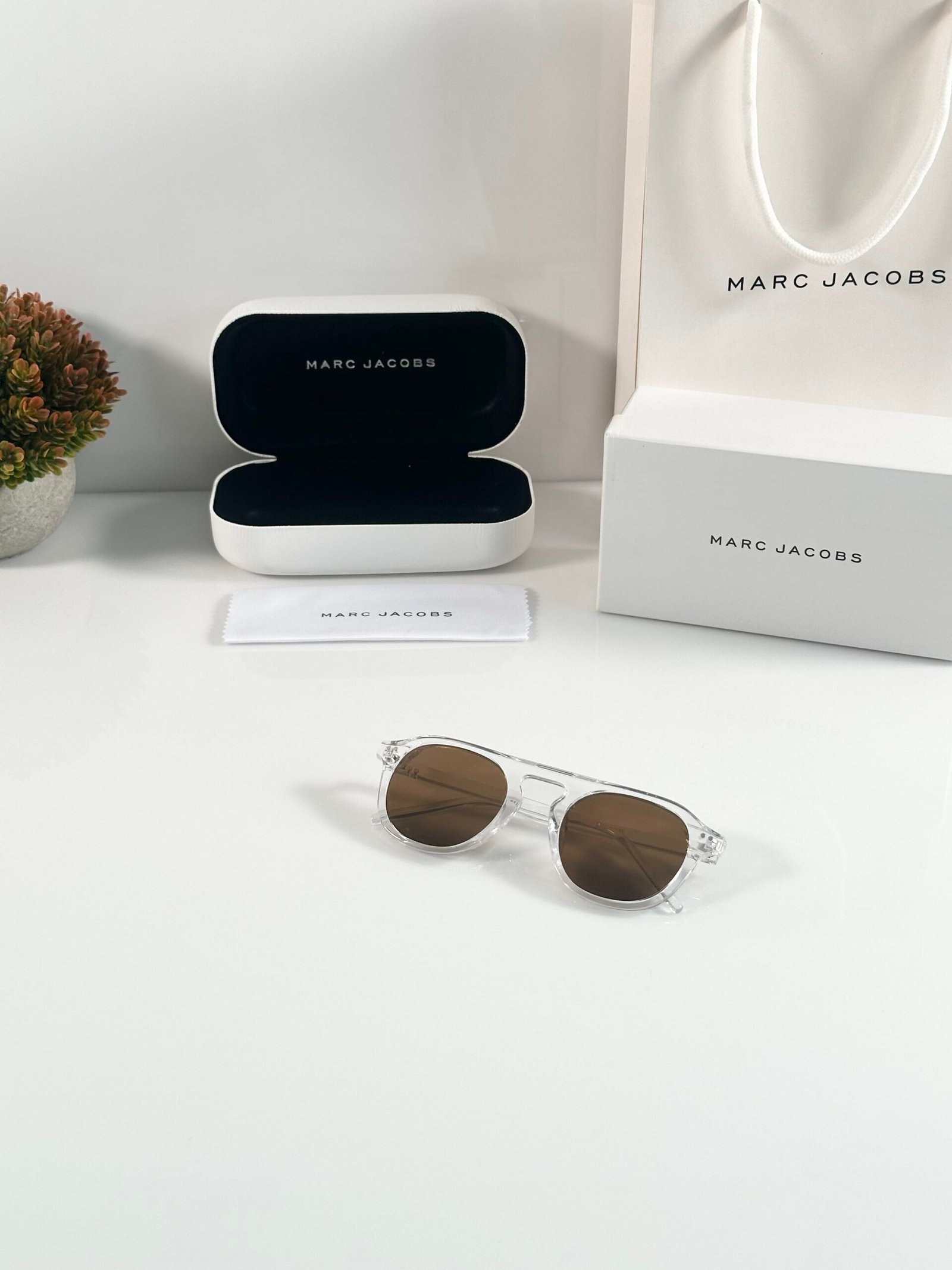 Marc Jacobs 3394 Water Brown - Image 4