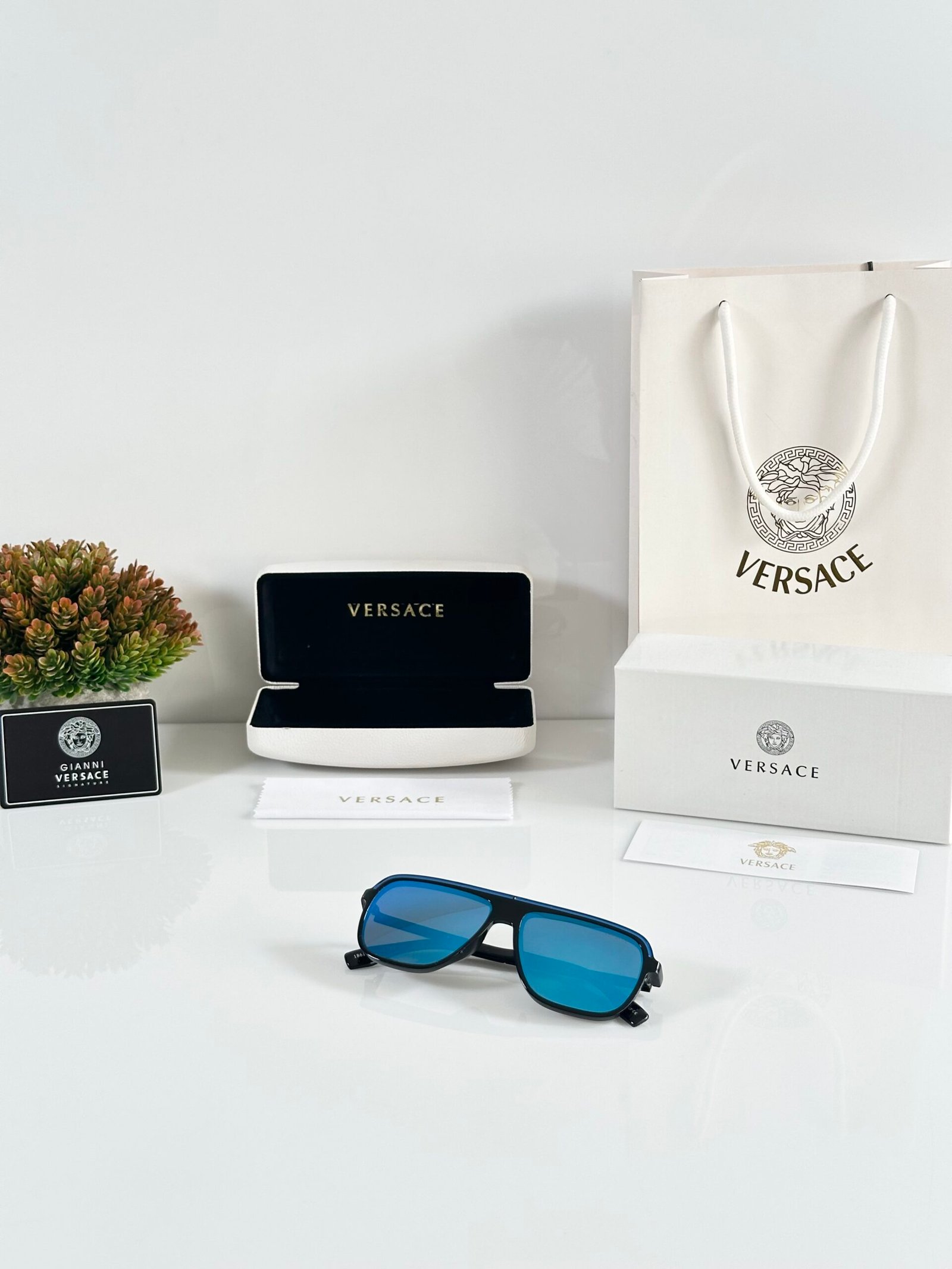 Versace 1861 Black Aqua - Image 4