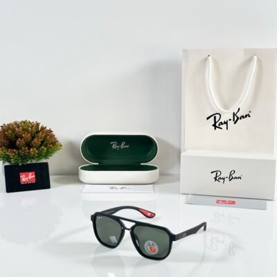 Rayban 8376 Black Green