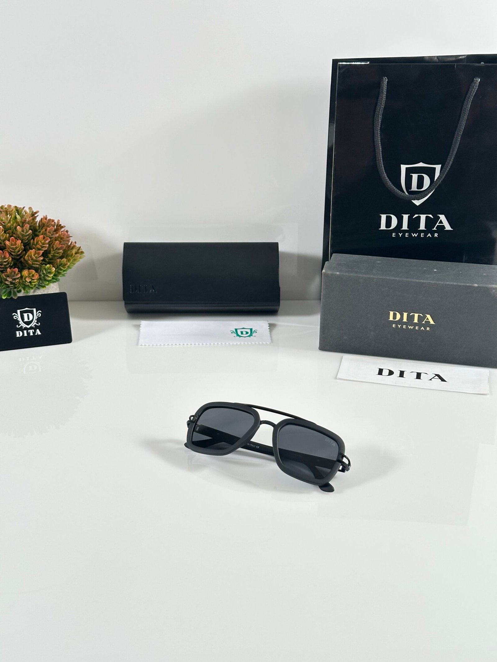 Dita 335 Black - Image 4