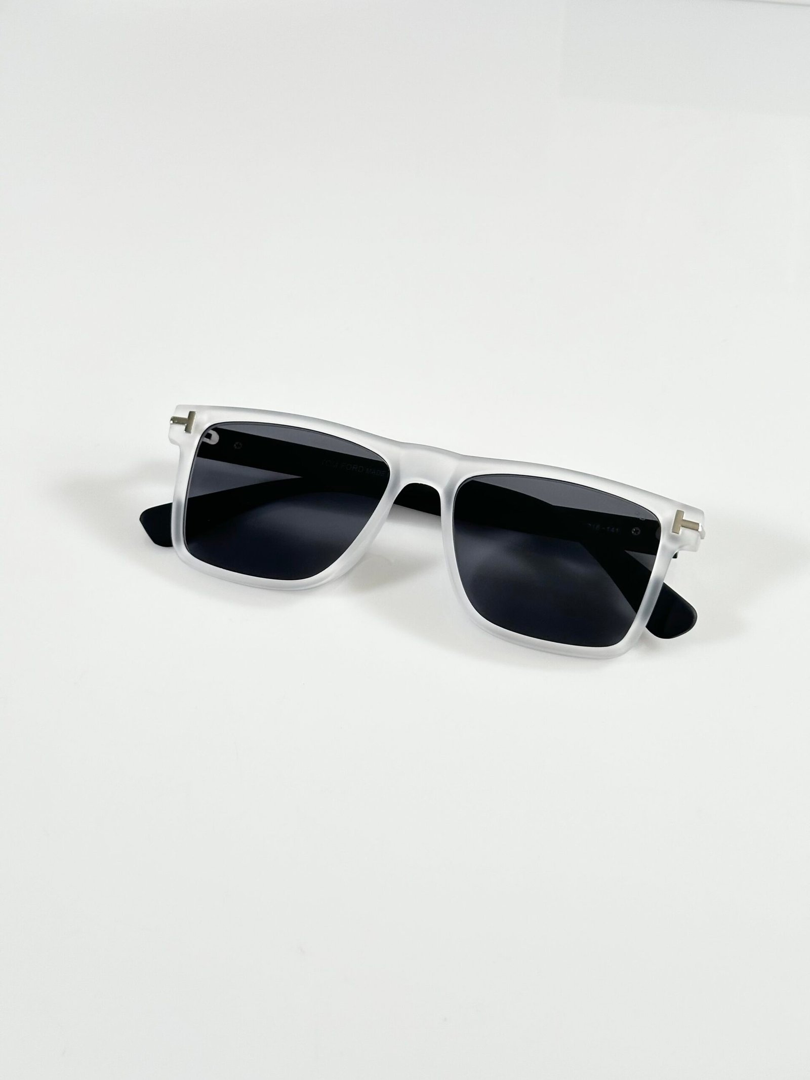 Tomford 0553 Ice Black - Image 3