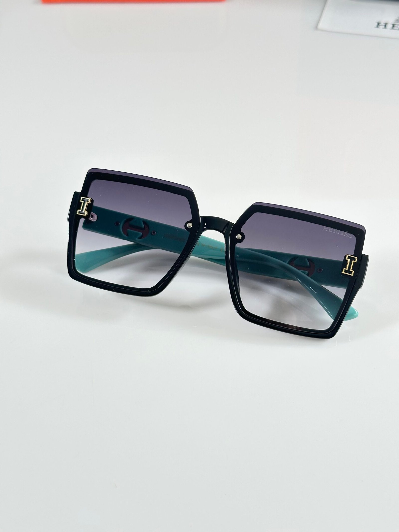 HERM WMNS 23010 Green Black DC - Image 3