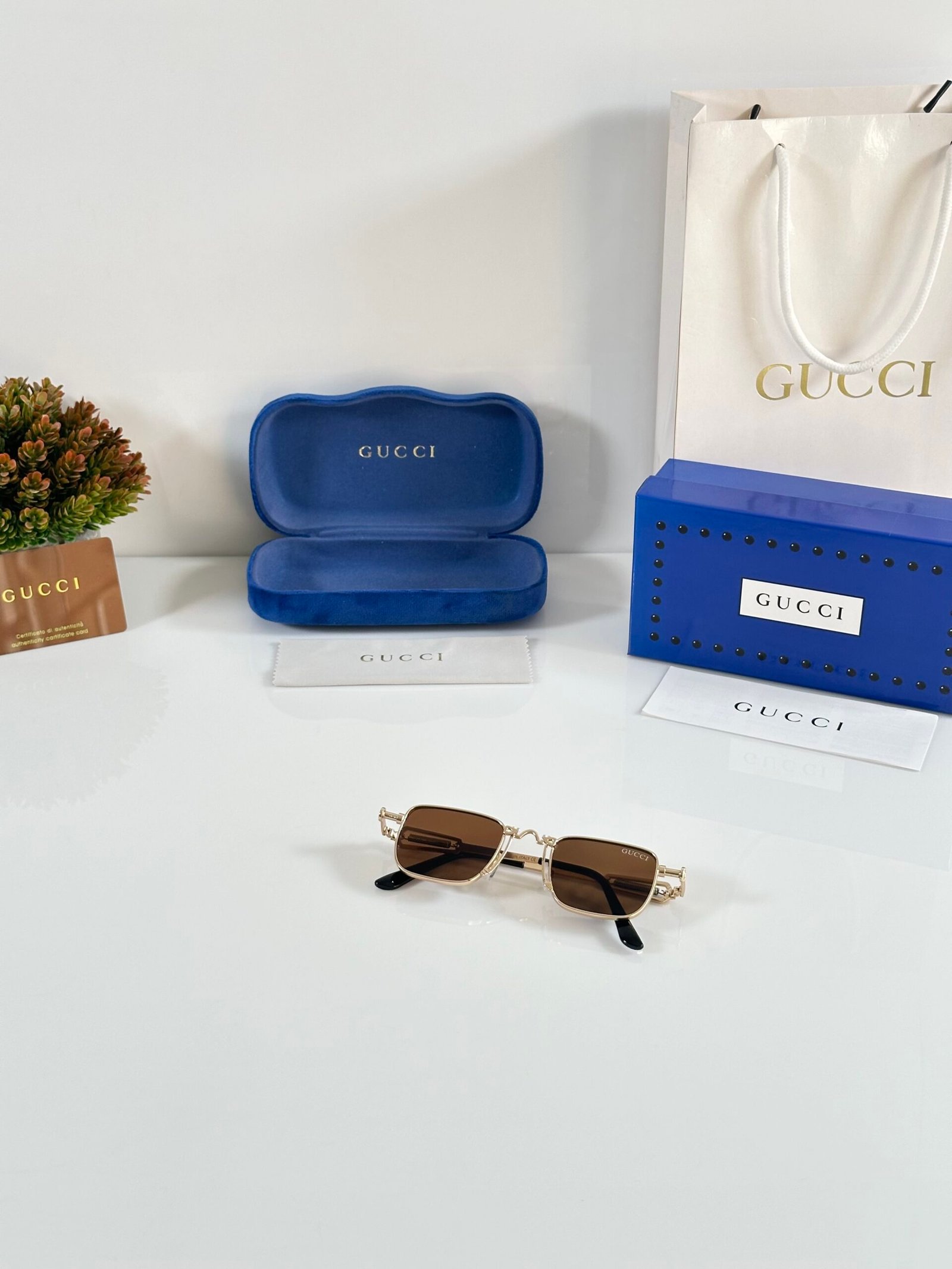 Gucci_96001_Gold_Brown - Image 4