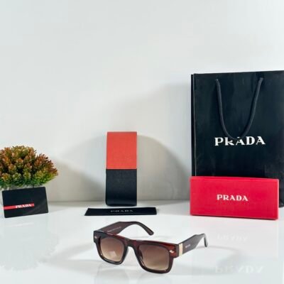 Prada_19_Brown