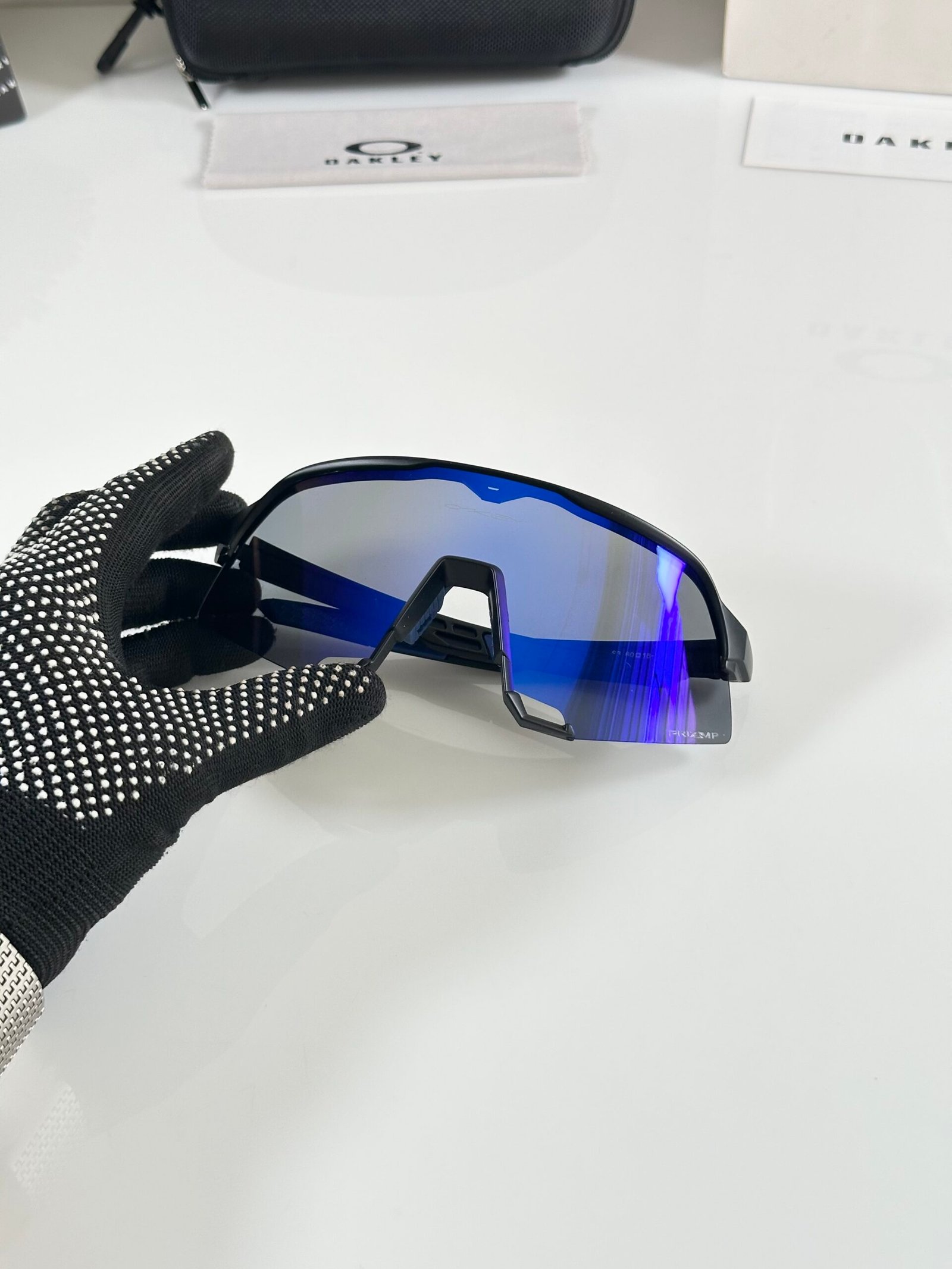 Oakley_S3_Black_Blue_Revo - Image 3