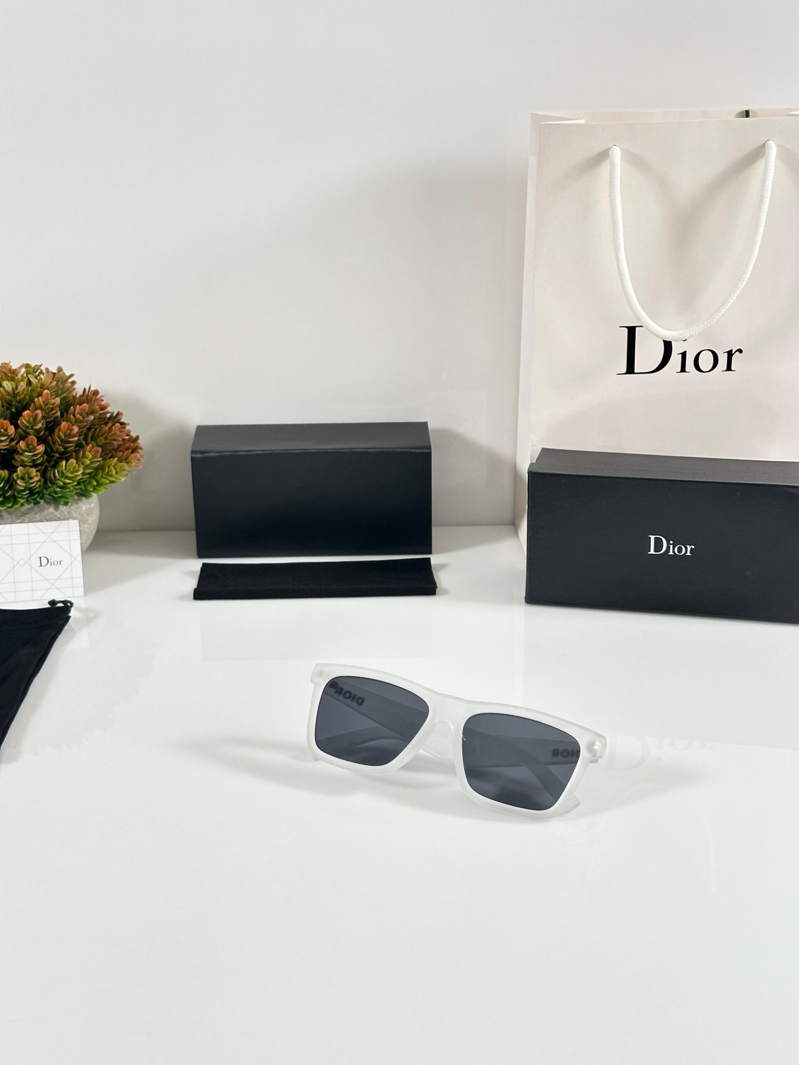 Dior_B27_Ice_Black - Image 4