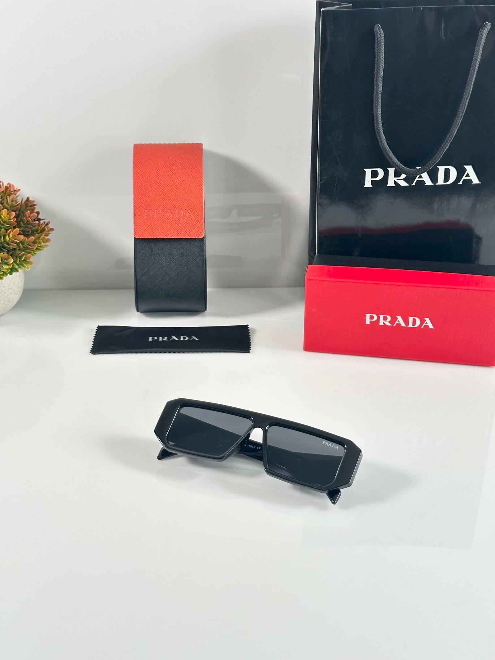PR 132 Black - Image 4