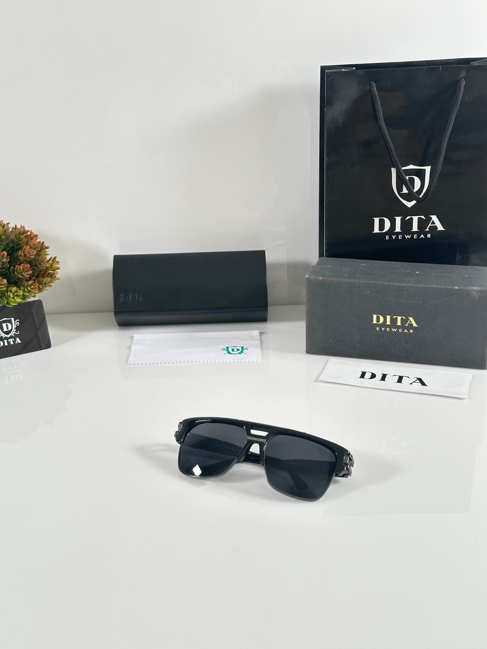 Dita 6836 Black - Image 4