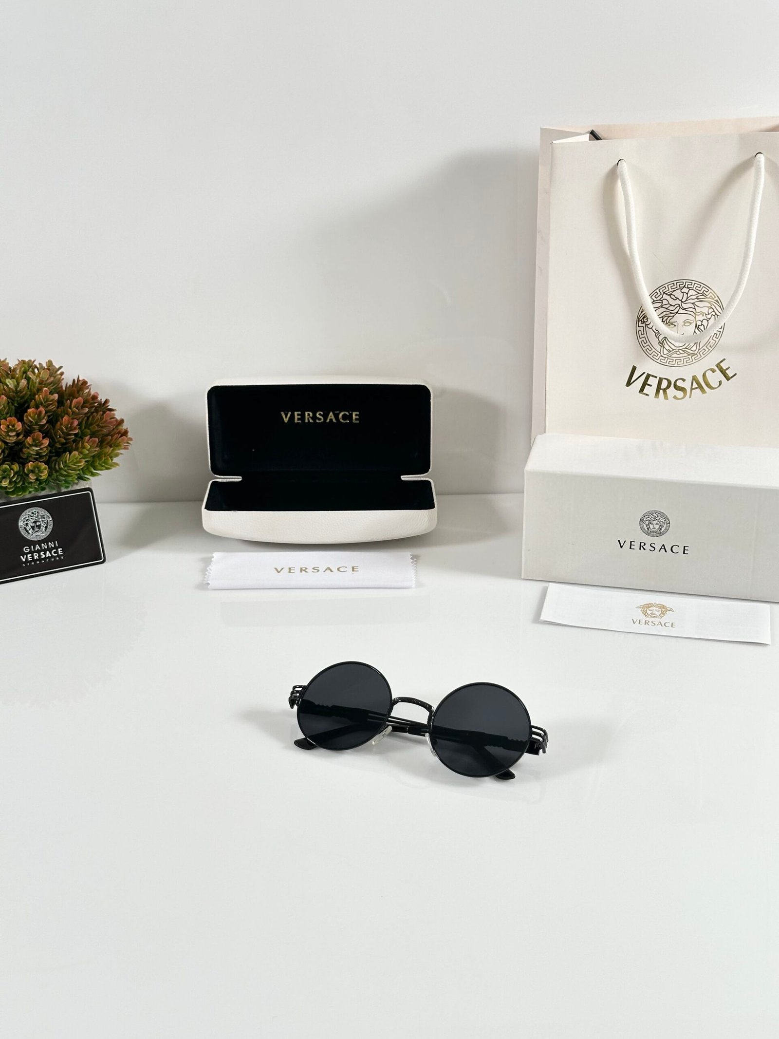 Versace 234 Black - Image 4