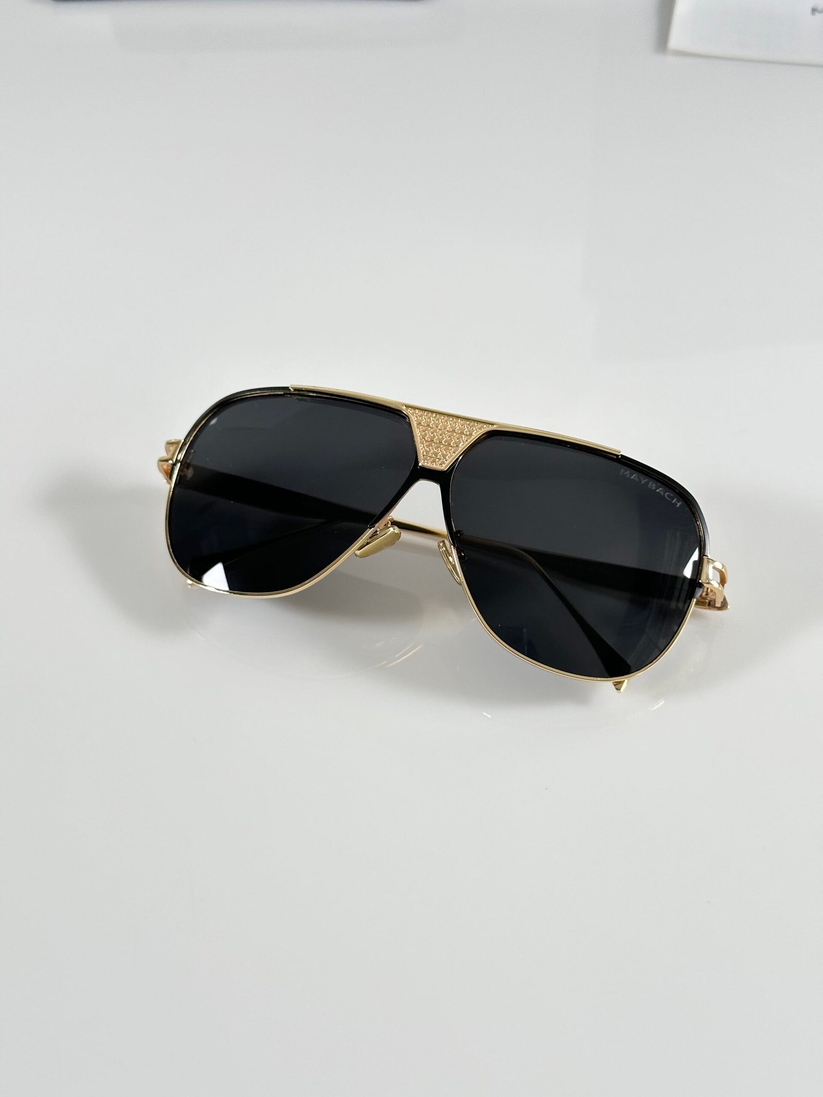 Maybach Z36 Gold Black - Image 3