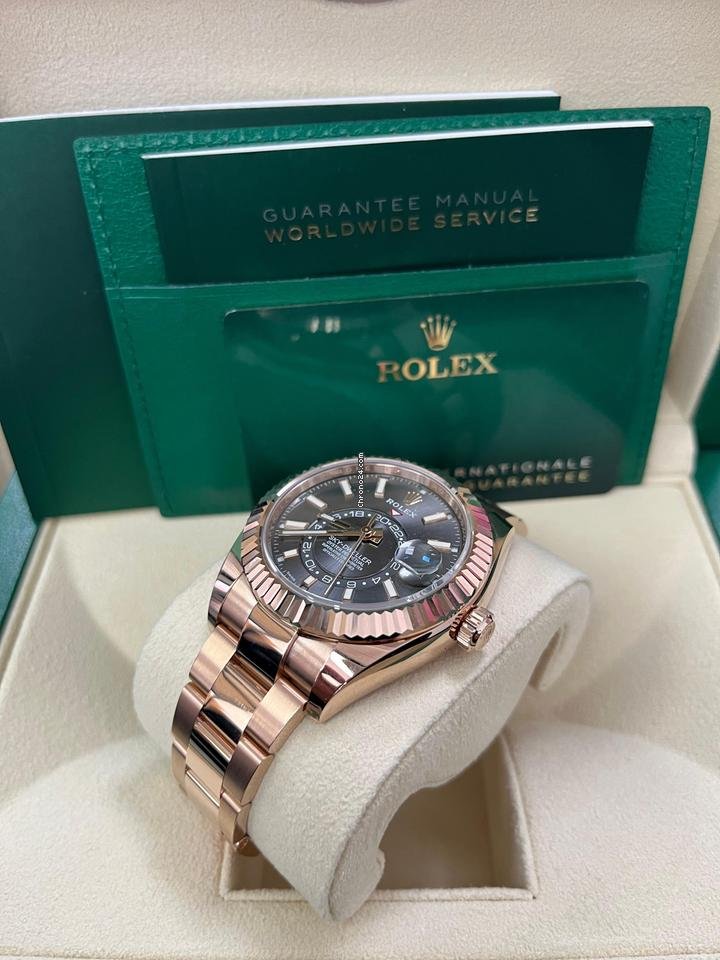 Rolee_x Oyster perpetual Sky Dweller - Image 2