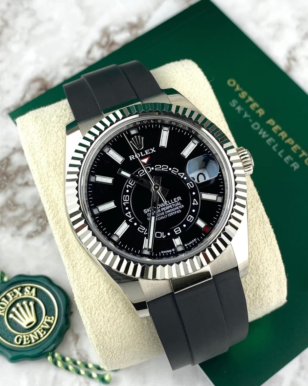 Role_x Oyster perpetual Sky Dweller - Image 6
