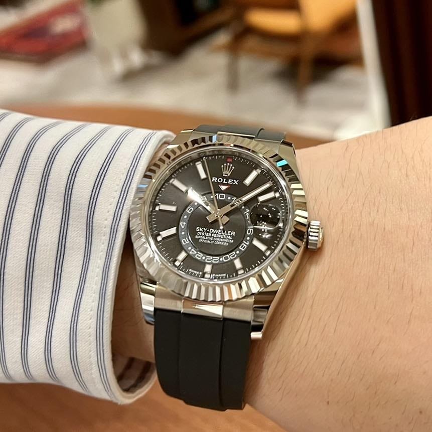 Role_x Oyster perpetual Sky Dweller - Image 4