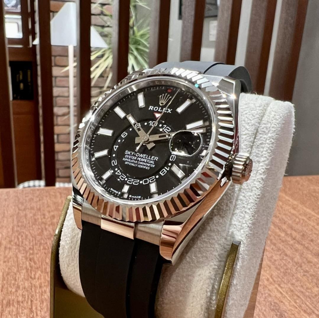 Role_x Oyster perpetual Sky Dweller - Image 3