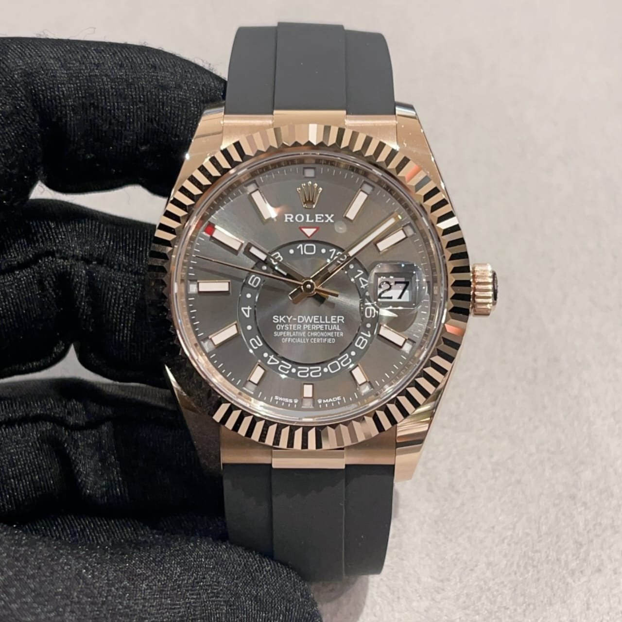 Role_x Oyster perpetual Sky Dweller - Image 4