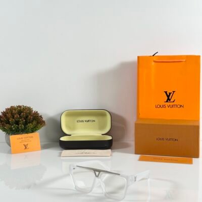 Louis_Vuitton_1502_Ice_Day