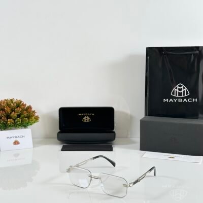 Maybach 1016 Silver Day Night Colour Changing Glass