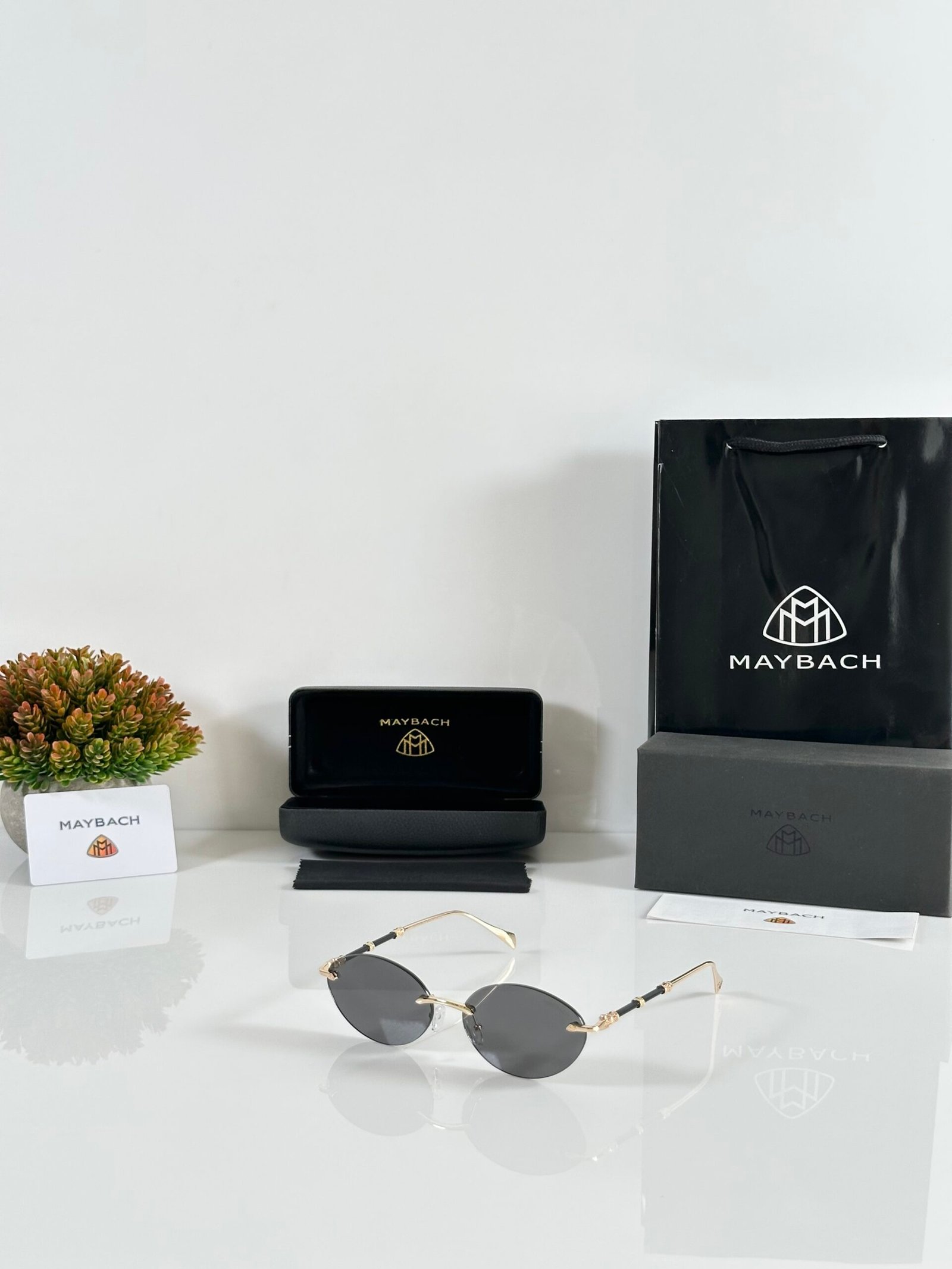Maybach 1014 Gold Black