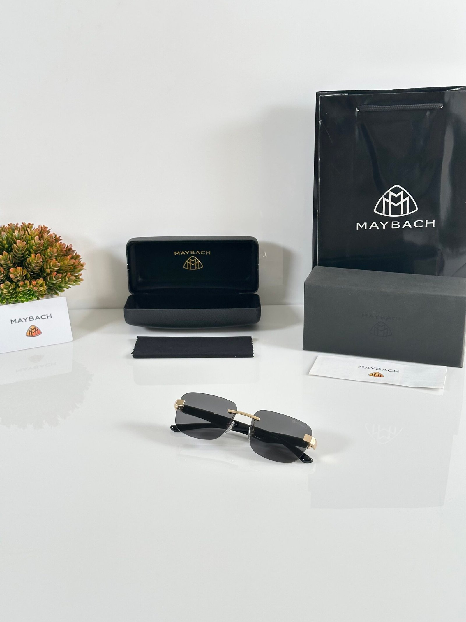 Maybach X Maybahe 1030 Gold Black - Image 4