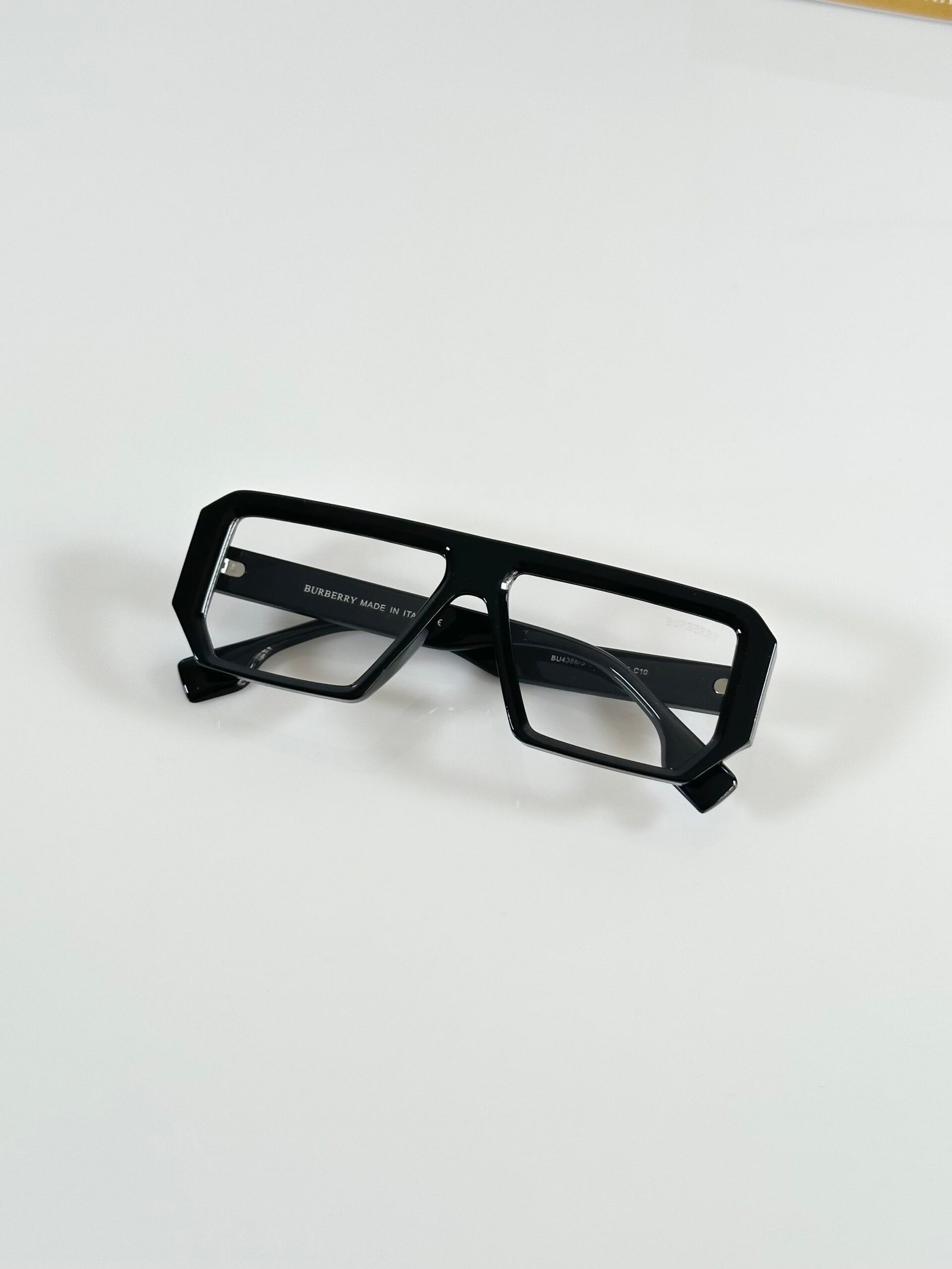 BB 4366 Black White Frame - Image 3