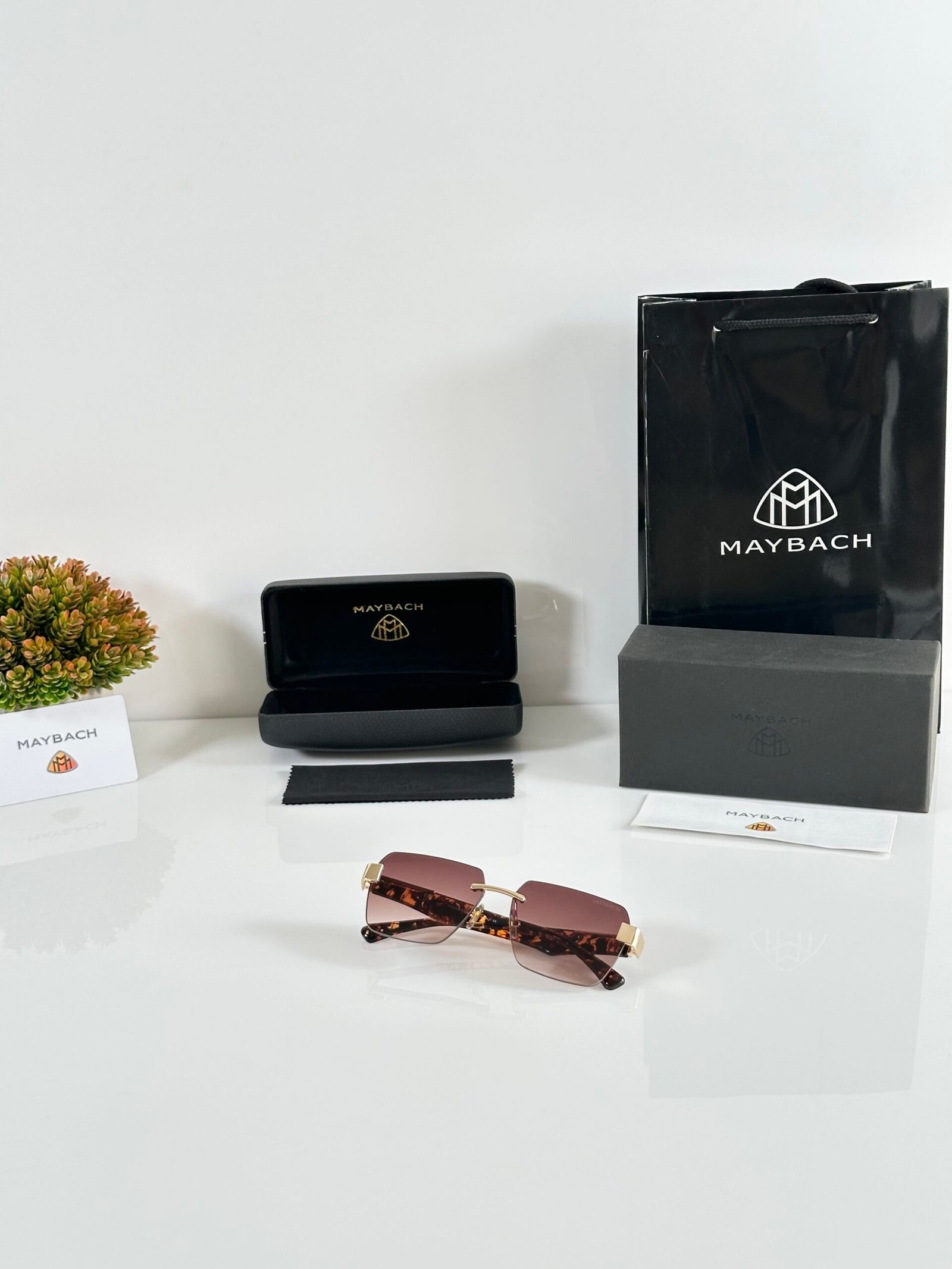 Maybach 2560 Tiger Gold Brown - Image 4