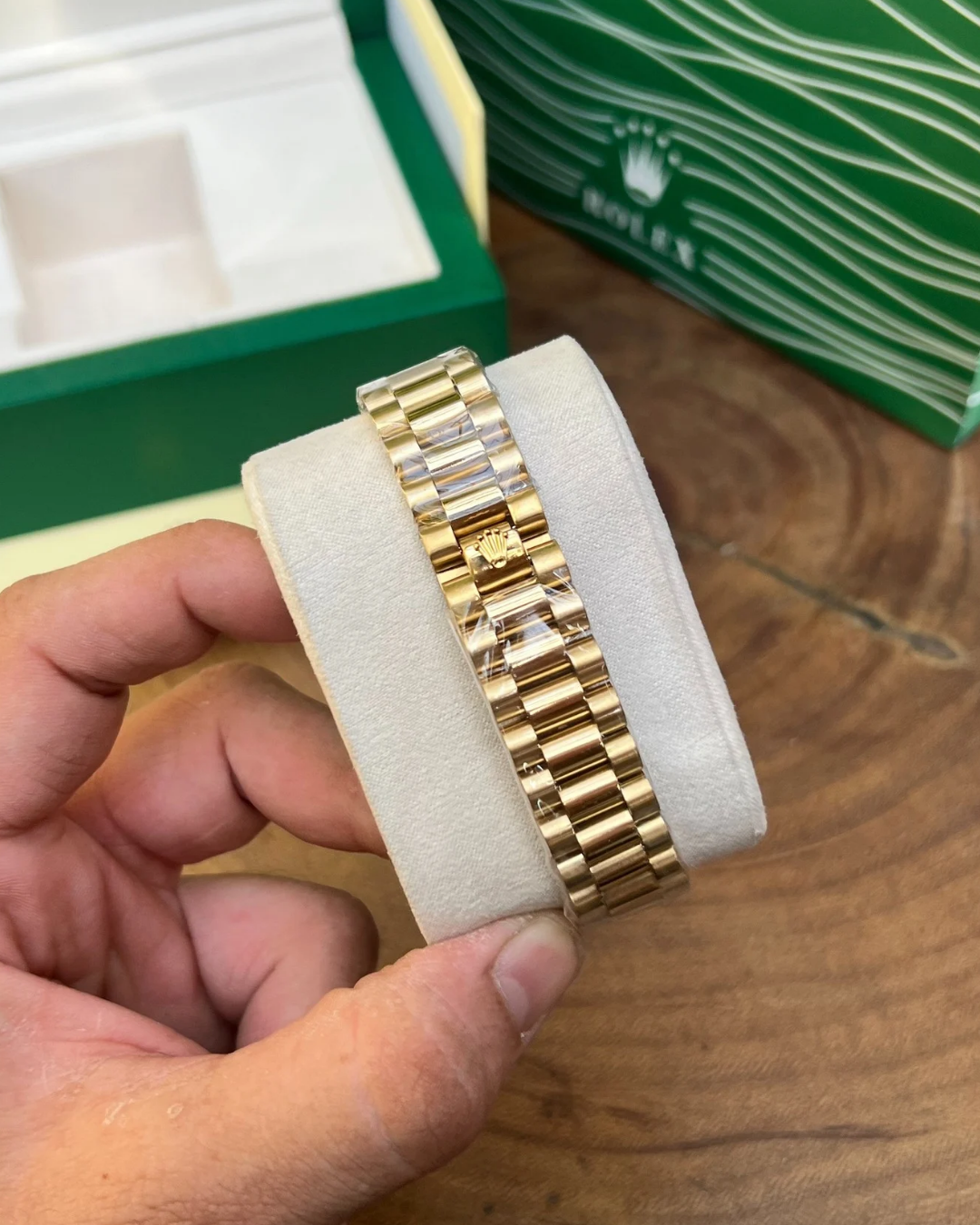 Role_x Oyster Perpetual Day Date Diamond 40 Battery Gold-Tiffny - Image 2