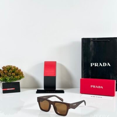 Prada_11_Mate_Brown