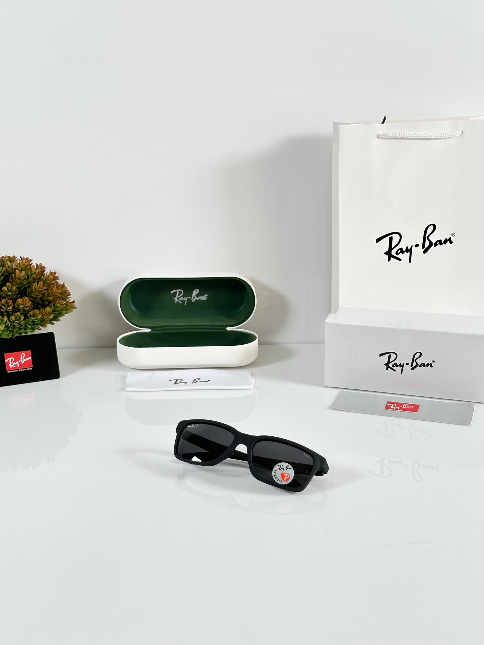 Rayban 4393 Mate Black - Image 4