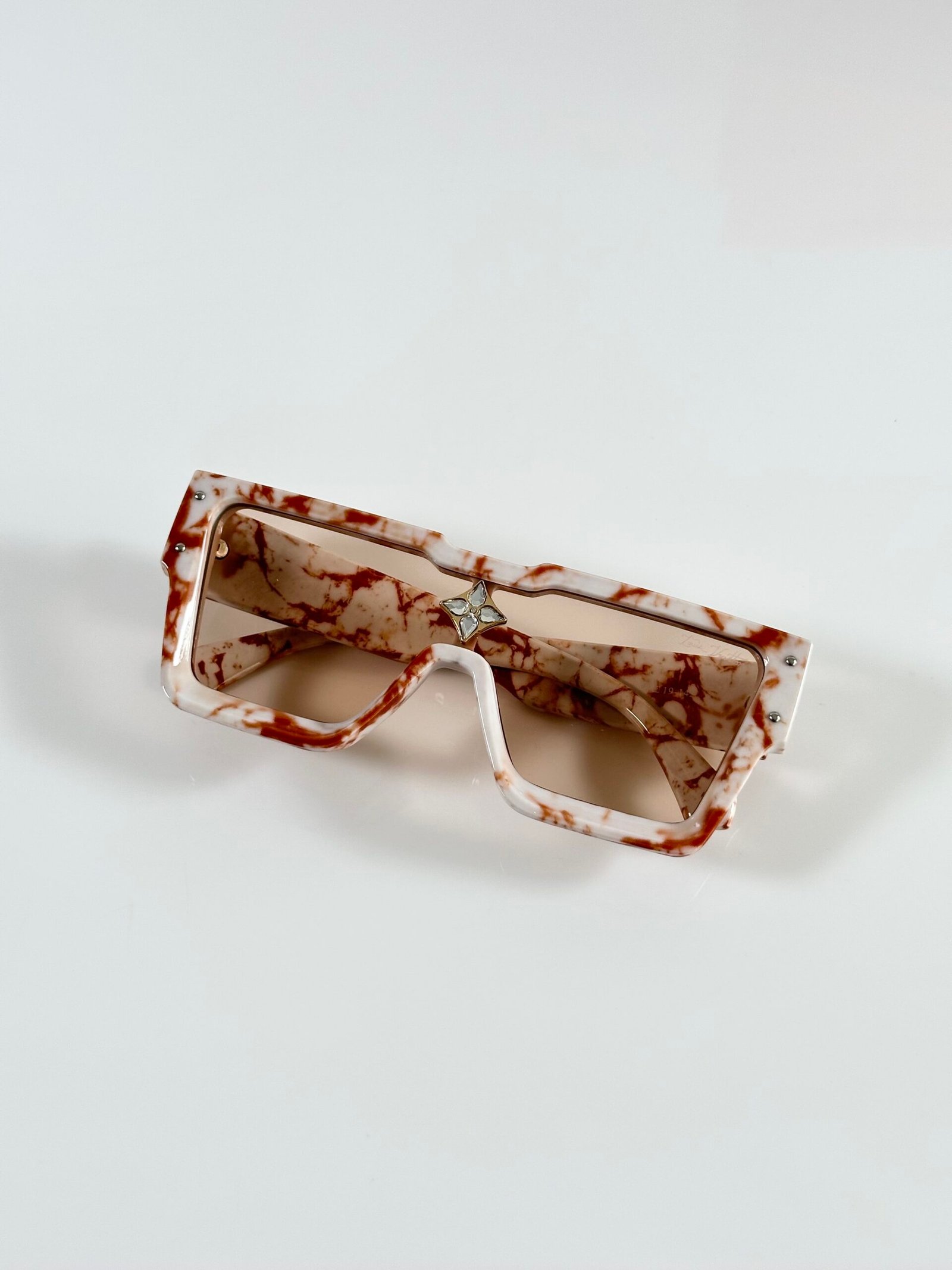 Louis_Vuitton_1047_Marble_Brown_Candy - Image 3
