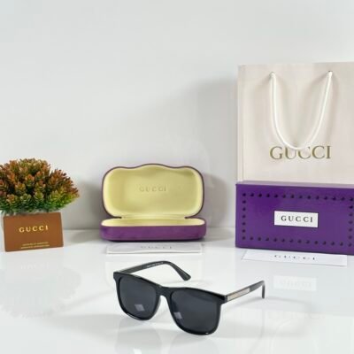GG 0381 Shine Black