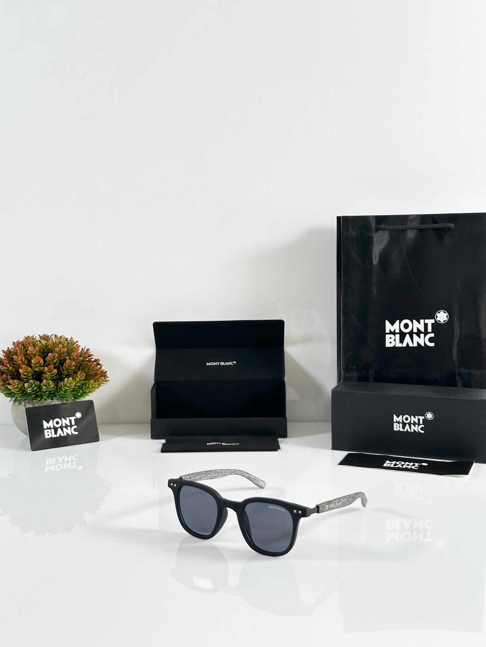 Mont Blanc 5142 Mate Black