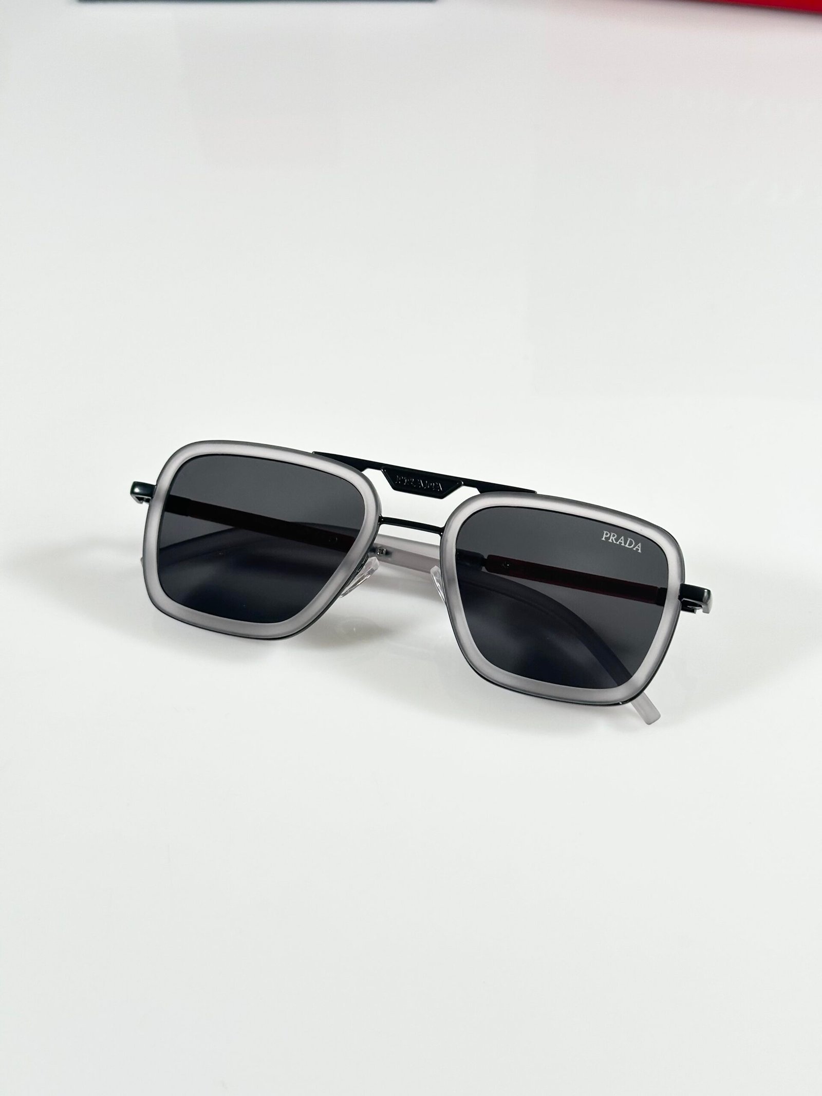 PR 8805 Grey - Image 3
