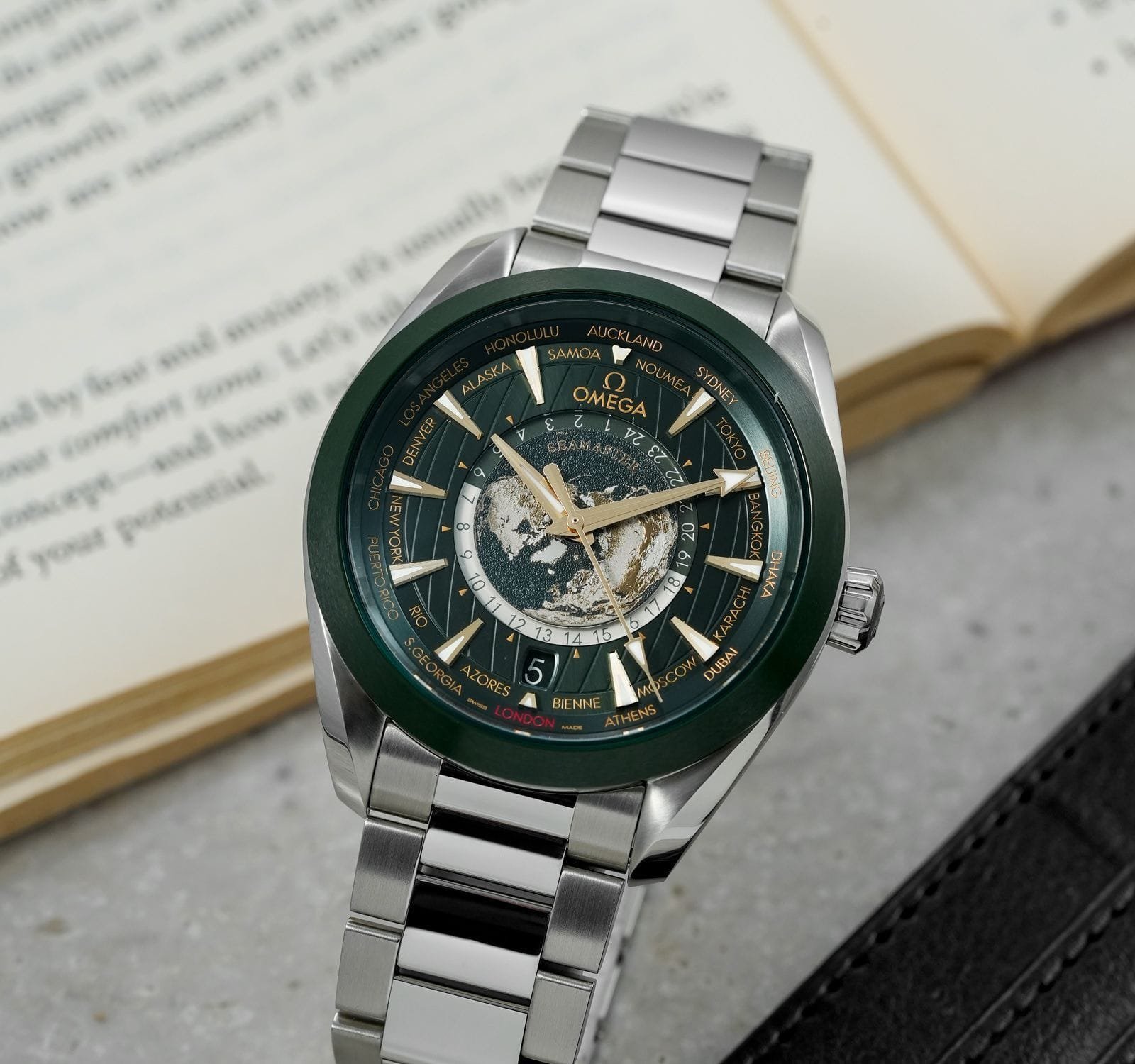 Omeg_a Seamaster Aqua Terra - Image 4