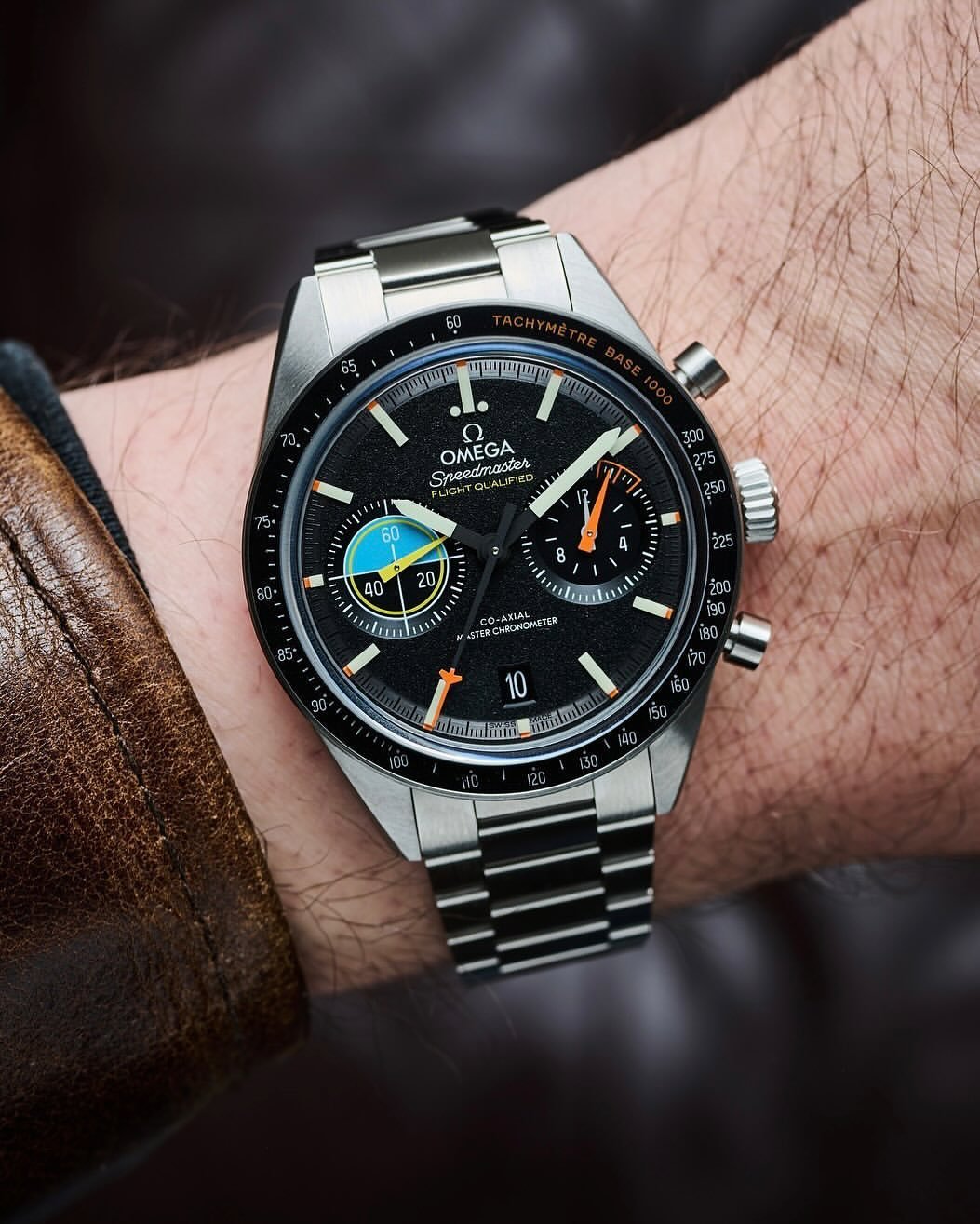 Omegg_a Speedmaster Pilot Co-Axial Master Chronometer Chronograph - Image 5