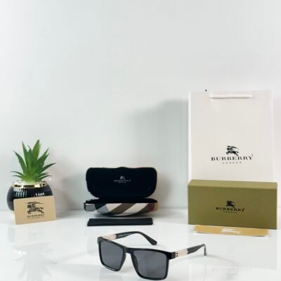 Burberry_8233_Shine_Black