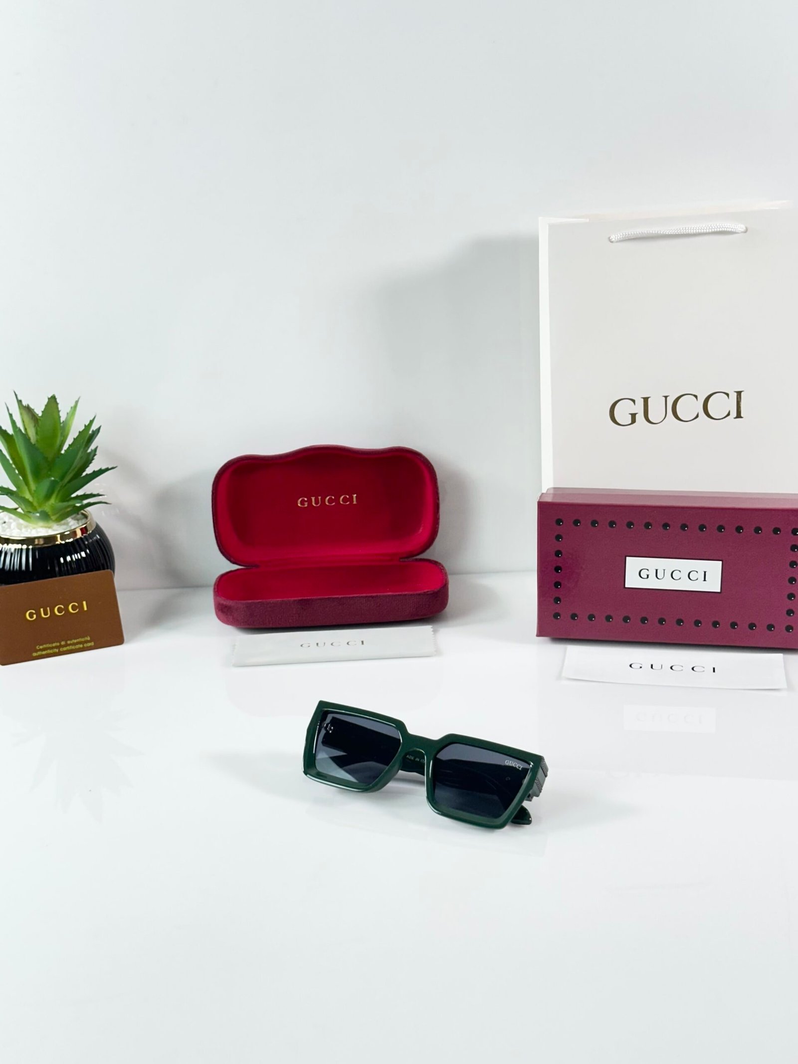 Gucci_02_Green_Black - Image 4