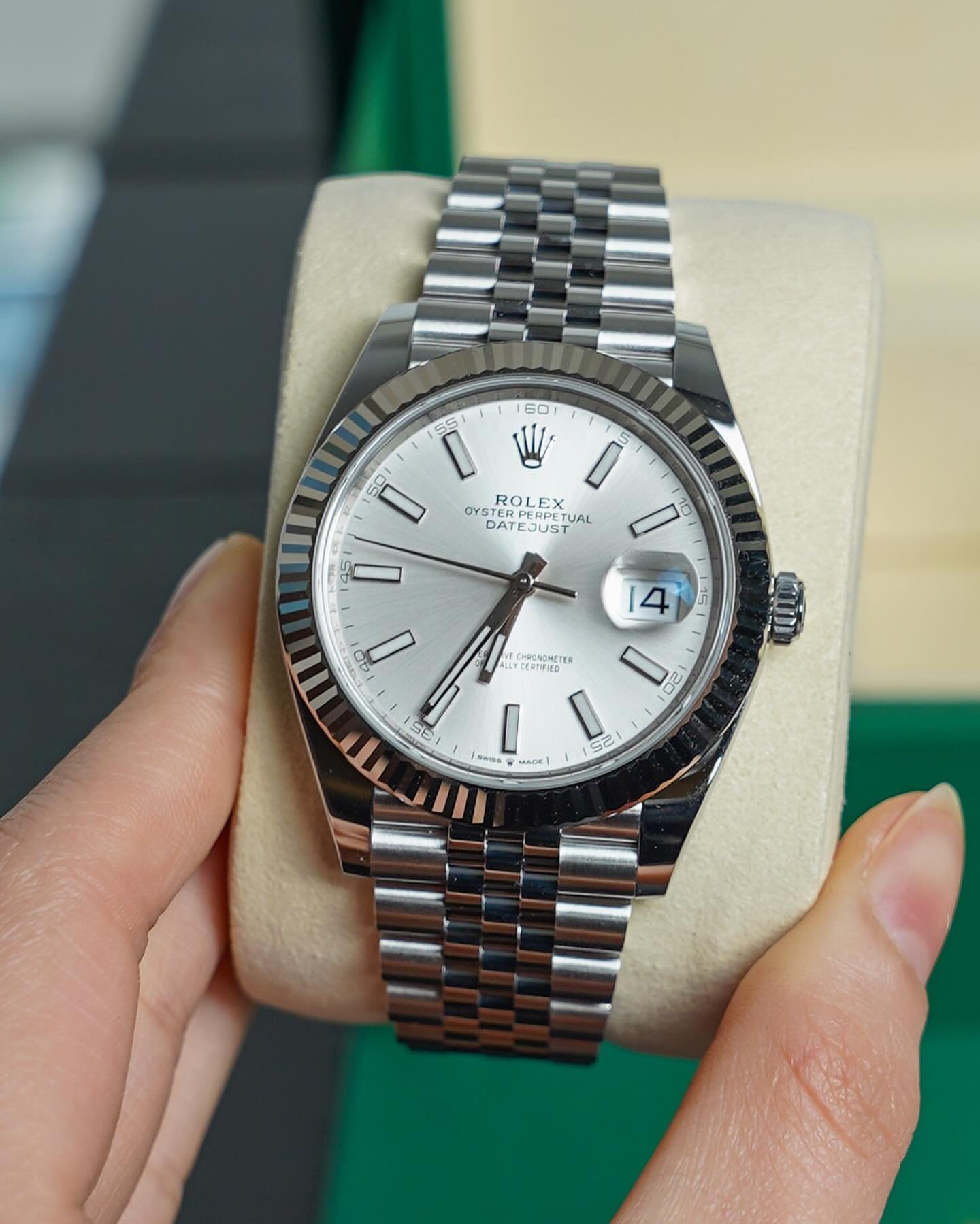Rolee_x Oyster Perpetual Date Just Silver-White