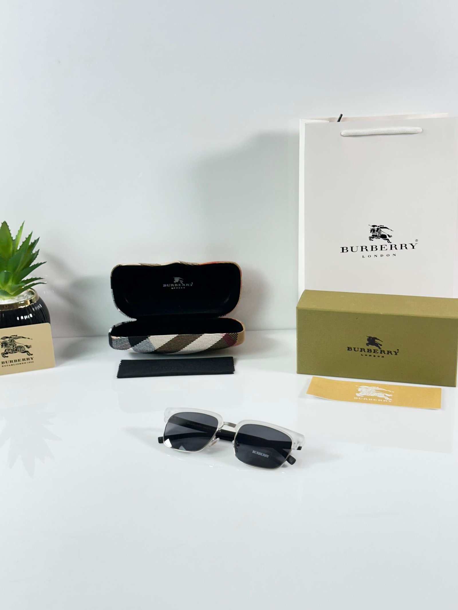 Burberry_2821_Ice_Black - Image 4