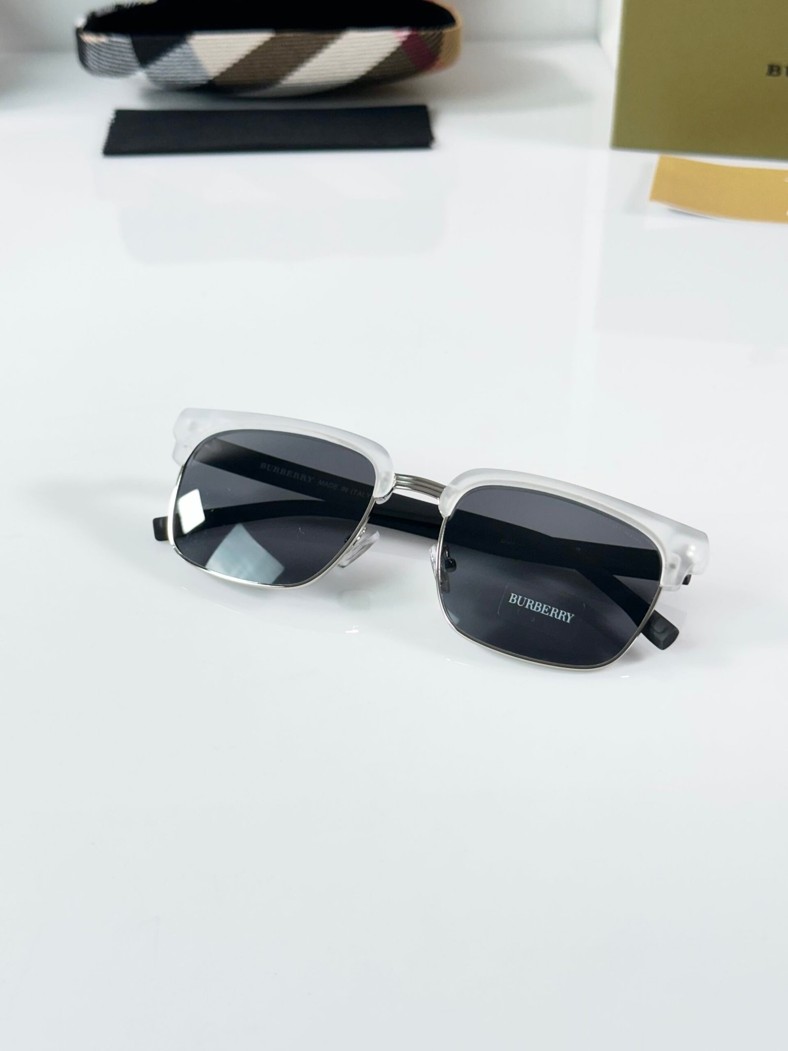 Burberry_2821_Ice_Black - Image 3