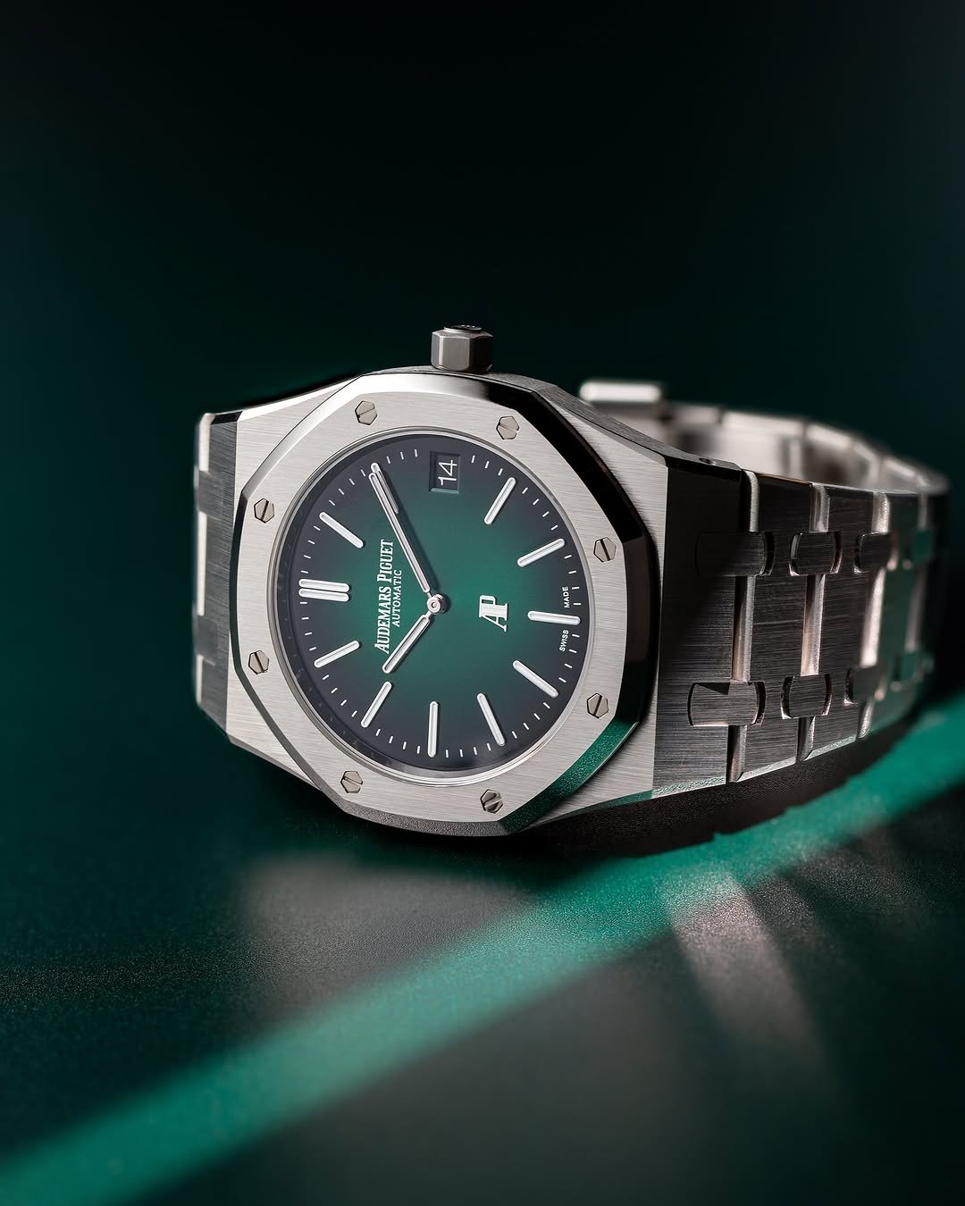 Audemars piguee_troyal Oak Quartz - Image 4