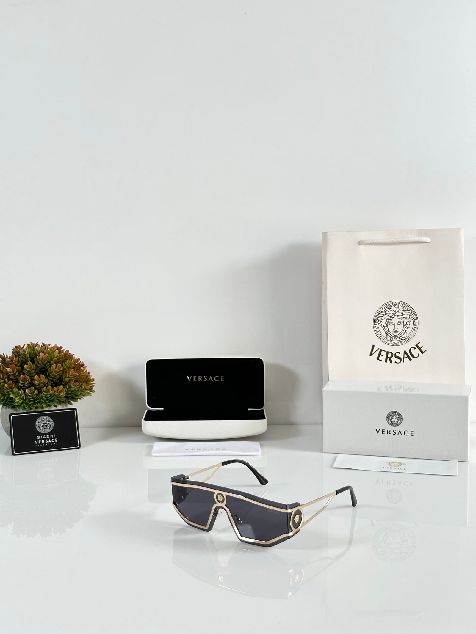 Versace 8037 Gold Black