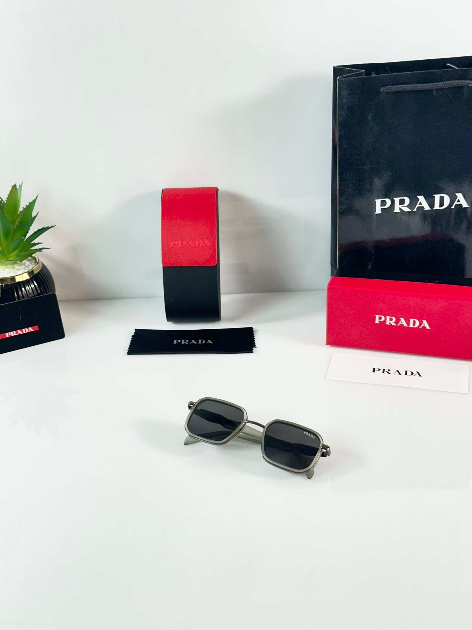 Prada_792_Grey - Image 4