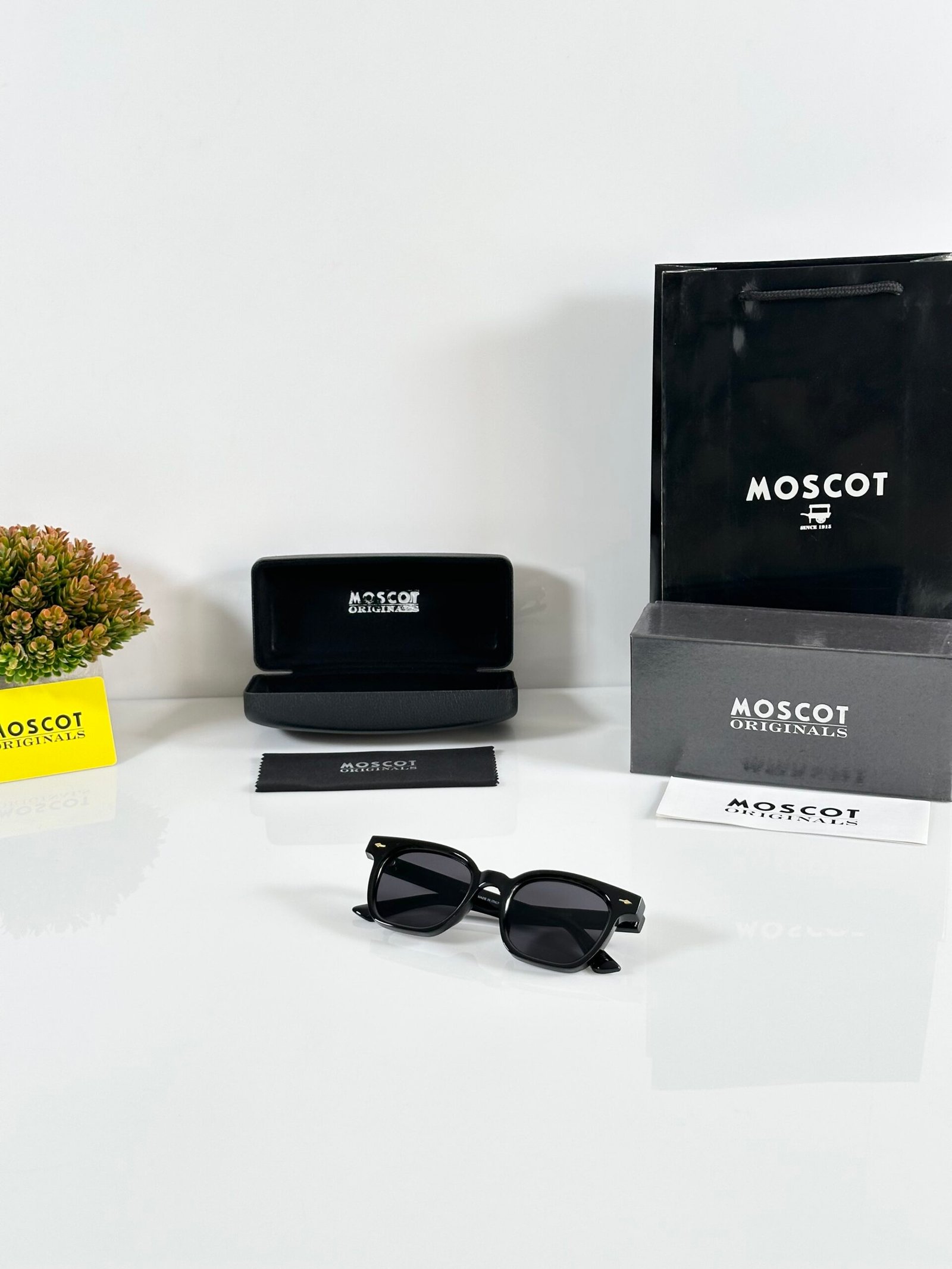 Moscot 1114 Black - Image 4