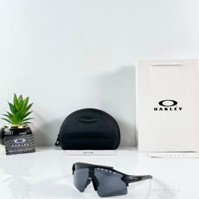 Okley 0958 Black